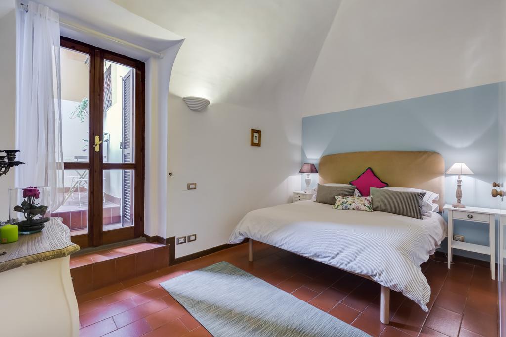Purificazione 44 Guest House Рим Экстерьер фото